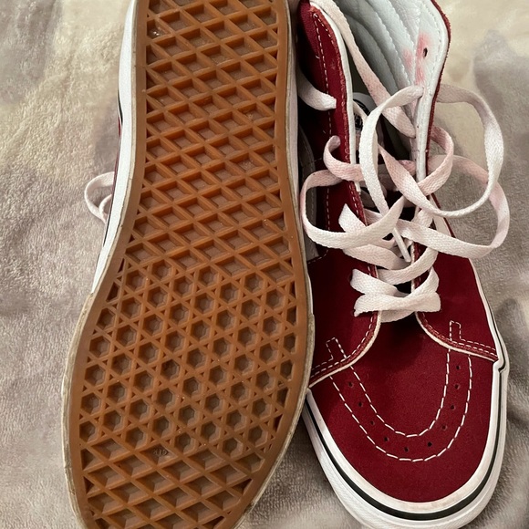 Vans - Picture 4 of 5